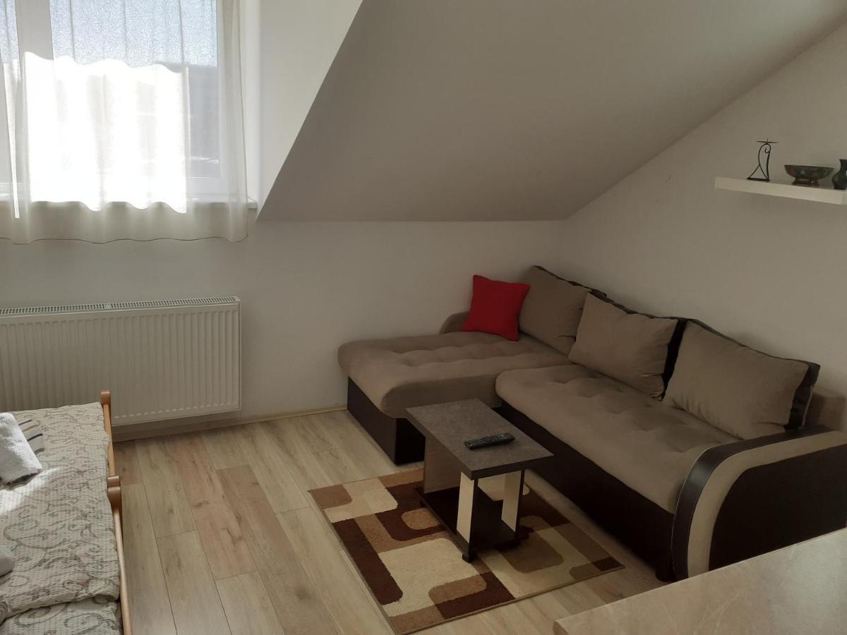 Apartamento Nadja Novi Sad Exterior foto